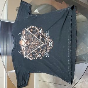 Affliction holiday bundles are back!! 3 tees for 1